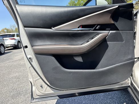 Used 2023 MAZDA CX-30 AWD 2.5 S w/ Premium Package image 14