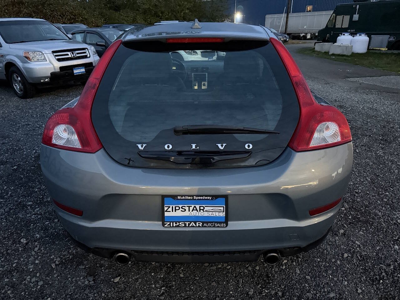 Used 2012 Volvo C30 T5 w/ Climate Pkg FWD image 4