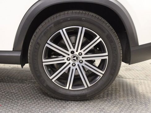 Certified 2024 Mercedes-Benz GLE 450e 4MATIC image 16