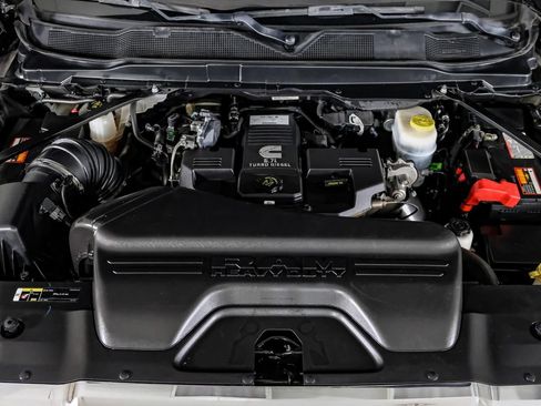 Used 2022 RAM 2500 Limited AWD/4WD image 52