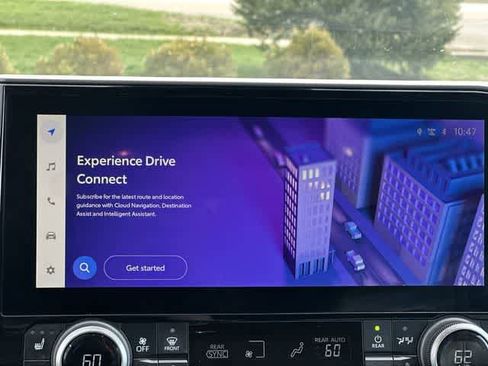 Used 2023 Toyota Highlander XLE image 13