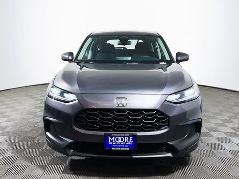 Used 2025 Honda HR-V LX image 2