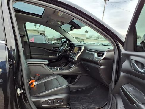 Used 2021 GMC Acadia SLT w/ Preferred Package image 29