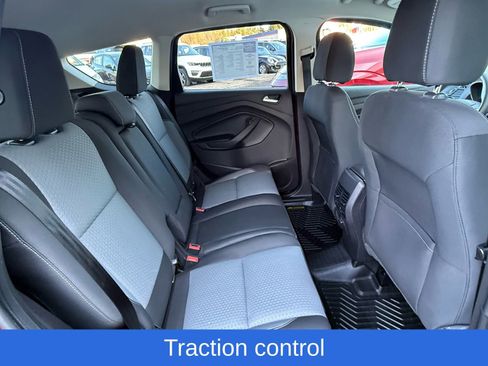Used 2017 Ford Escape SE image 17