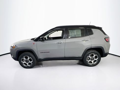 Used 2022 Jeep Compass Trailhawk w/ Trailhawk Elite Group AWD/4WD image 8