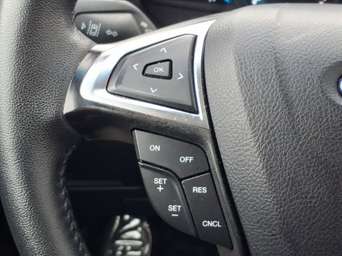 Used 2024 Ford Edge SEL w/ Convenience Package image 19