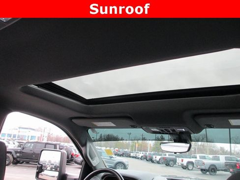 Certified 2021 GMC Sierra 2500 Denali w/ Denali Black Diamond Edition image 17