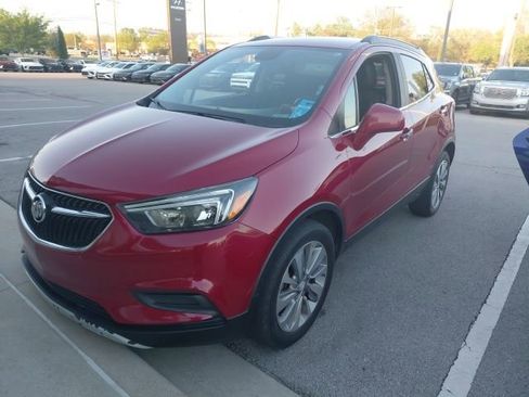 Used 2020 Buick Encore Preferred image 3