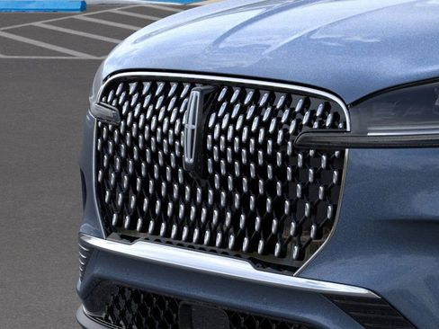 New 2025 Lincoln Aviator Reserve w/ Illumination Package image 17