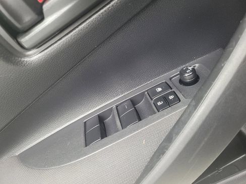 Used 2023 Toyota Corolla LE image 27