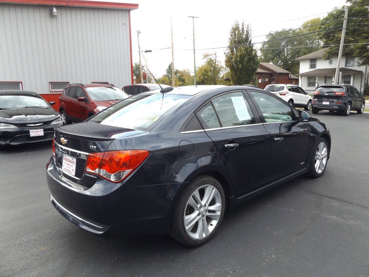 Used 2015 Chevrolet Cruze LTZ w/ Sun, Sound and Sport Package FWD image 6