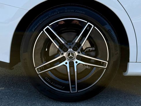 Used 2025 Mercedes-Benz E 350 Sedan image 43