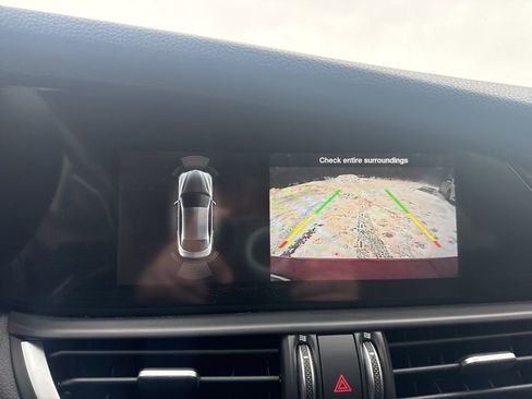 Used 2022 Alfa Romeo Giulia Sprint image 28