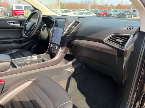 Used 2024 Ford Edge SEL w/ Convenience Package image 10
