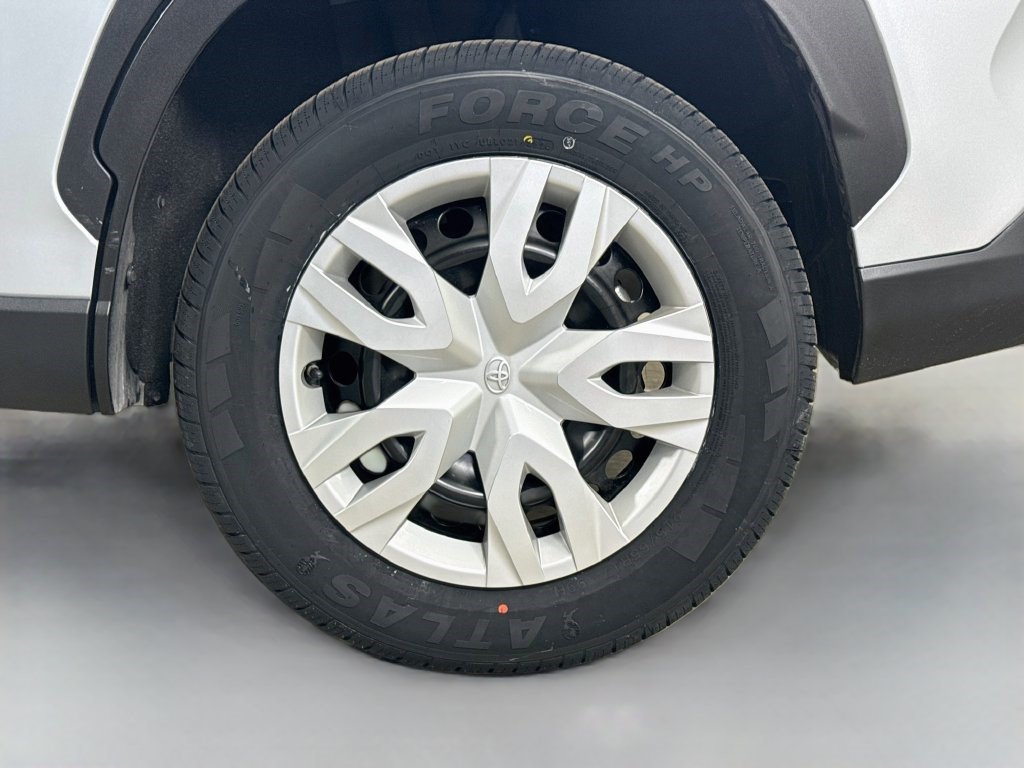 Used 2025 Toyota Corolla Cross L FWD image 35