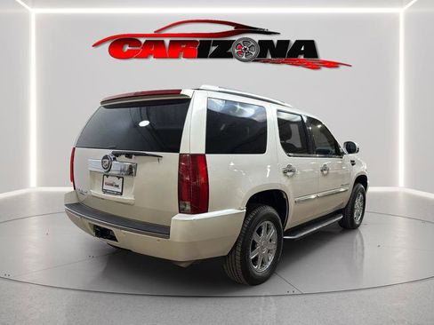 Used 2007 Cadillac Escalade AWD w/ Climate Package image 10