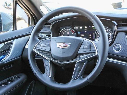 New 2026 Cadillac XT5 Sportv image 16