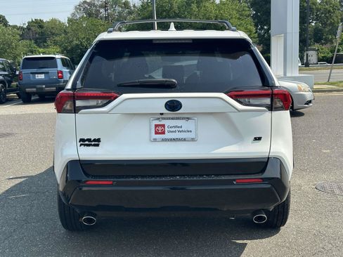 Used 2023 Toyota RAV4 SE w/ Weather & Moonroof Package AWD/4WD image 6