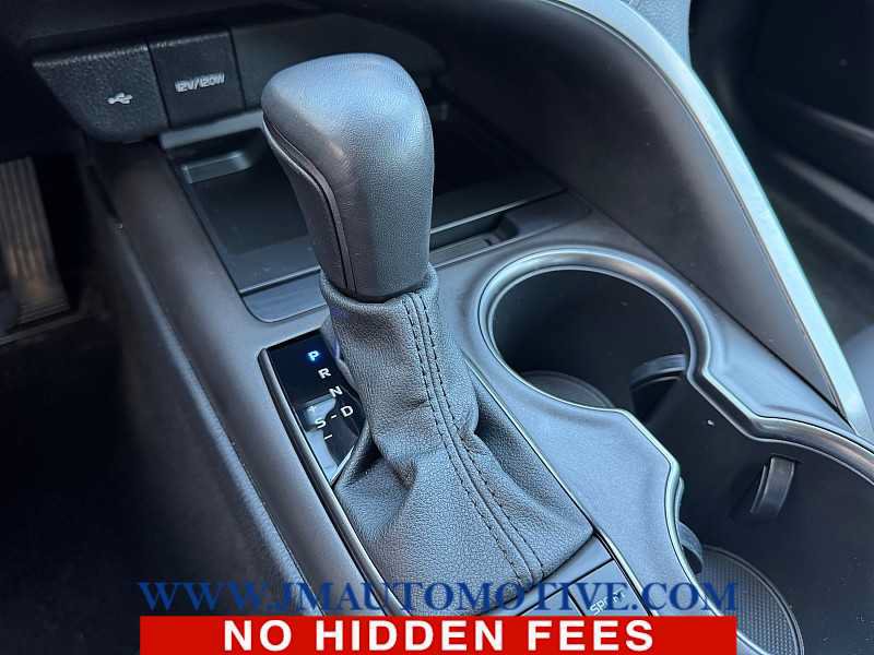 Used 2022 Toyota Camry XSE FWD image 31