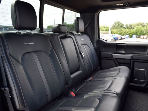 Used 2020 Ford F250 Platinum w/ FX4 Off-Road Package AWD/4WD image 21
