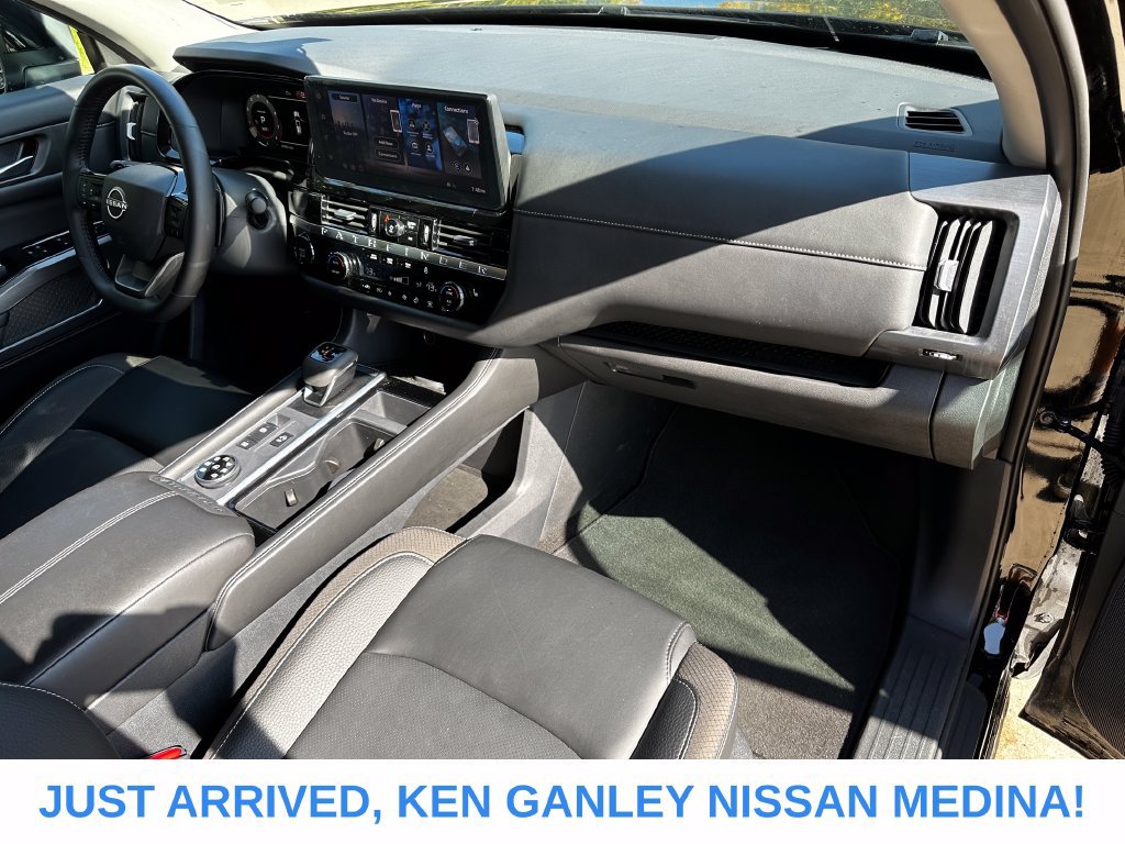 Certified 2026 Nissan Pathfinder SL AWD/4WD image 23