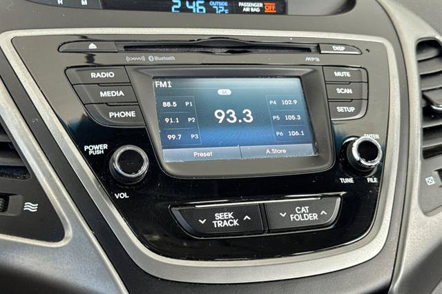 Used 2016 Hyundai Elantra SE w/ Option Group 02 FWD image 18