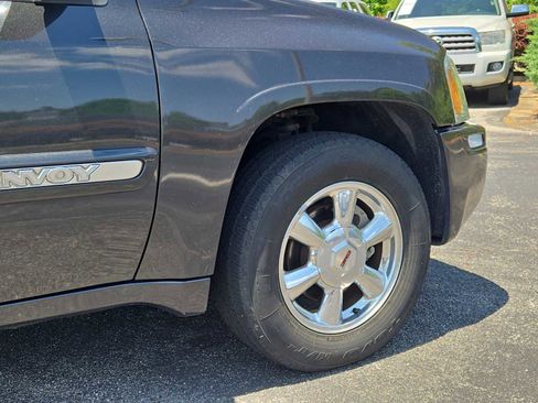 Used 2004 GMC Envoy SLT w/ Preferred Equipment Group AWD/4WD image 11