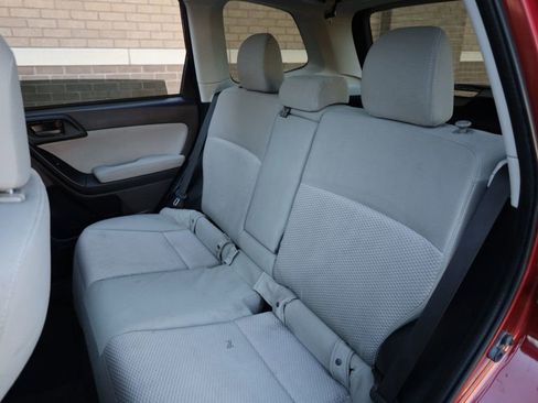Used 2015 Subaru Forester 2.5i Premium image 34
