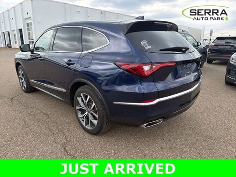 Used 2023 Acura MDX SH-AWD w/ Technology Package image 4