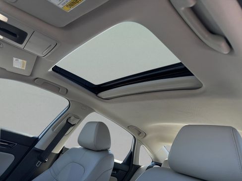 Used 2024 Honda Civic Touring image 27