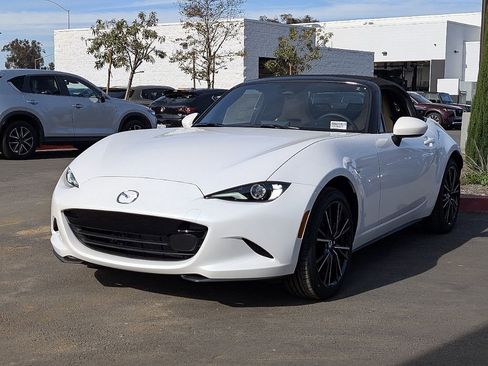 New 2025 MAZDA MX-5 Miata Grand Touring image 6