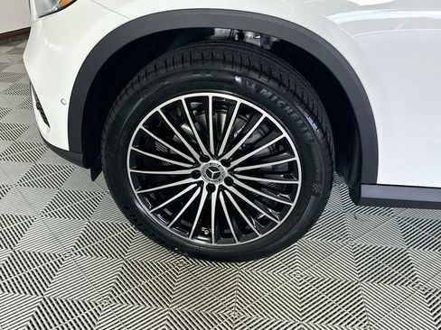 Used 2026 Mercedes-Benz GLC 300 4MATIC image 30