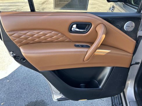 Used 2020 INFINITI QX80 Luxe w/ Proactive Package image 24