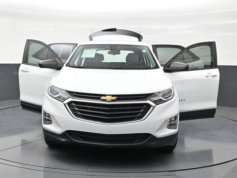 Used 2020 Chevrolet Equinox LS FWD image 34