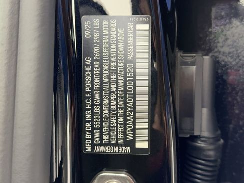 Used 2026 Porsche Panamera image 20