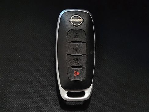 Used 2024 Nissan Sentra S FWD image 32