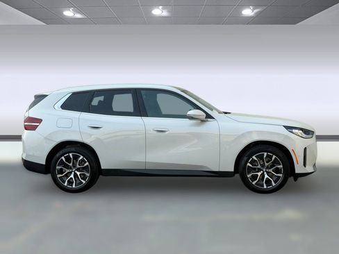 New 2026 BMW X3 xDrive30 w/ Premium Package image 8