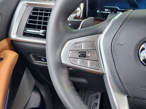 Used 2026 BMW X7 xDrive40i image 28