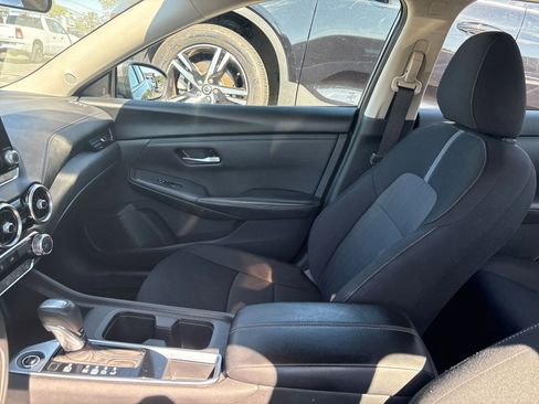 Used 2024 Nissan Sentra SV image 14