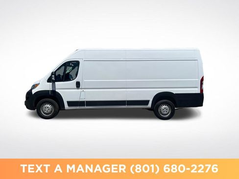 Used 2025 RAM ProMaster 3500 w/ Convenience Group FWD image 2