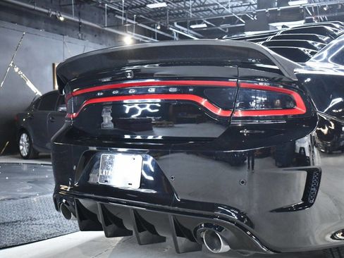 Used 2017 Dodge Charger R/T Scat Pack w/ Beats Audio Group image 7