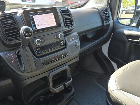 Used 2025 RAM ProMaster 2500 w/ Convenience Group FWD image 76