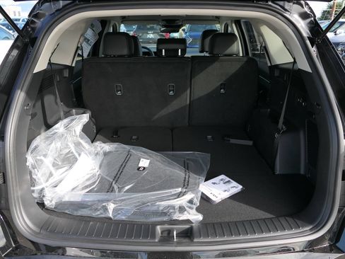 New 2026 Kia Sorento S FWD image 18