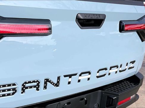 Used 2024 Hyundai Santa Cruz SEL w/ Activity Package image 9