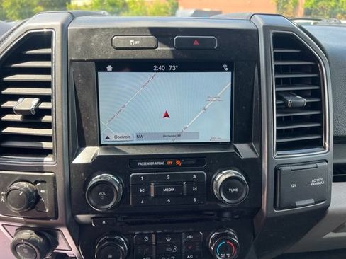 Used 2017 Ford F150 XLT w/ Equipment Group 302A Luxury AWD/4WD image 26