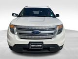 Used 2013 Ford Explorer XLT image 2