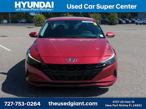 Used 2022 Hyundai Elantra SEL FWD image 8