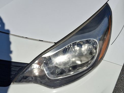 Used 2016 Kia Rio LX w/ Power Package image 8