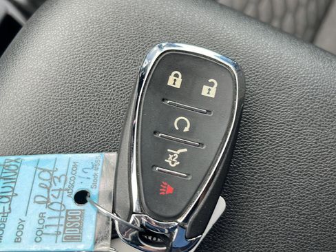 Used 2021 Chevrolet Equinox LT AWD/4WD image 38