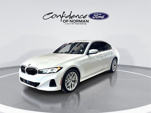 Used 2025 BMW 330i Sedan image 3
